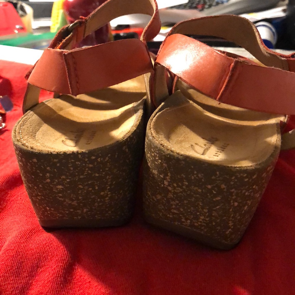 Sandals - Picture 2 of 2